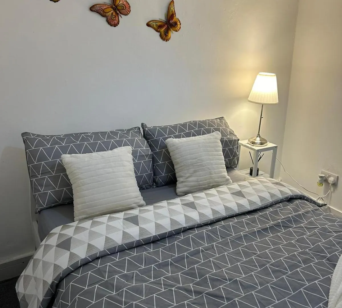 City View London Apartment - Near Canary Wharf