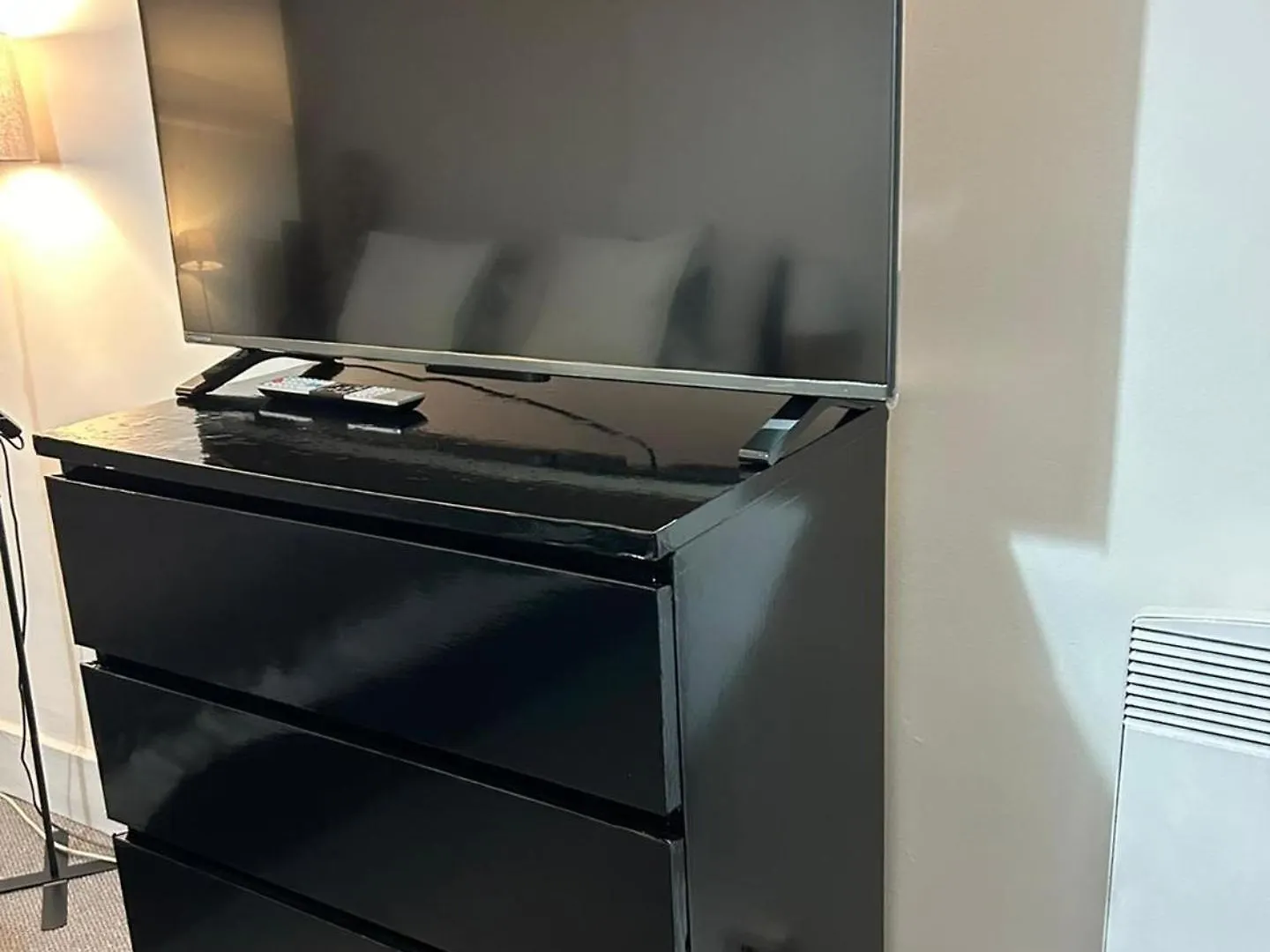 City View London Apartment - Near Canary Wharf